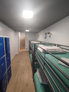 Postel nebo postele na pokoji v ubytování Bilbao Metropolitan Hostel by Bossh! Hotels
