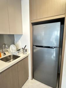 AGILE SKY HOME Near Pavilion with TRX and GOLF View Including Swimming Pool的厨房或小厨房