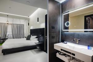 Postel nebo postele na pokoji v ubytování Dream Suite Trevi