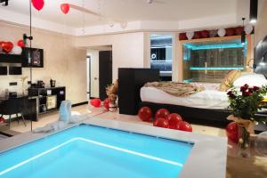 Bazén v ubytování Dream Suite Trevi nebo v jeho okolí