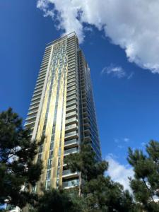 El edificio en el que está el departamento 37 fotos más