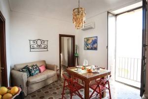 Χώρος καθιστικού στο Dimore San Nicol - Noto Centro +3 φωτογραφίες