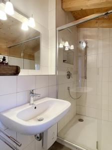 Koupelna v ubytování Ferienhaus Gollbichl + 19 fotografií