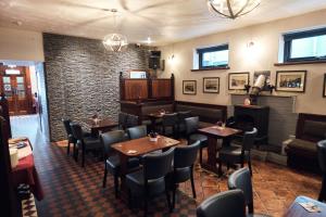 Χώρος καθιστικού στο Murphy's Pub and Bed & Breakfast