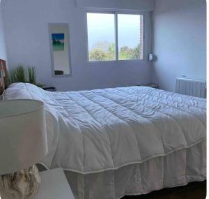 En eller flere senge i et værelse på Villa Altavista Toledo + 9 billeder