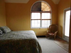 Ένα ή περισσότερα κρεβάτια σε δωμάτιο στο Beach Haven Single Family Oceanside Beach Badges Wifi