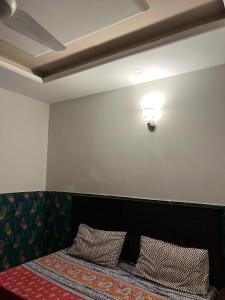 Postel nebo postele na pokoji v ubytování Comfy Nest
