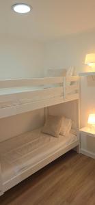 Postel nebo postele na pokoji v ubytování Apolônia River View