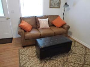 Surf CityにあるOcean Block, Beach Badges, Washer Dryer,surf City, Small But Cute Rear Apartment On The Oceanblock - No Streets To Cross And Only 7 Houses To The,のギャラリーの写真