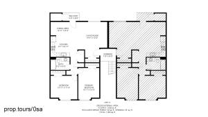 un plano de una casa en Spacious two bedroom apartment near DIA, en Brighton