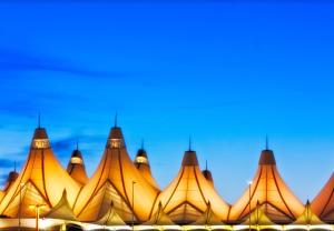 Foto sihtkohas Centennial asuva majutusasutuse Huge family home in Centennial with five bedrooms large yard and plenty of parking galeriist +63 fotot