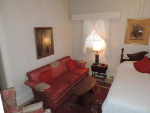Ein Bett oder Betten in einem Zimmer der Unterkunft Franklin Terrace Bed and Breakfast