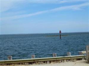 Fotografie z fotogalerie ubytování Pet Friendly, Bayfront, Boat Slip Dock, Beach Badges, Wifi, Boaters Delight! Bay Front 1St Floor Duplex In Peahala Park, 1St Floor Is Really 2Nd, v destinaci Peahala Park