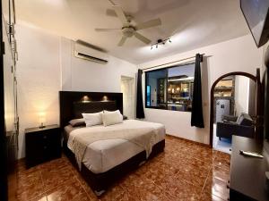 Postel nebo postele na pokoji v ubytování Casa Solar Boutique Eco-Hotel Confort Suite