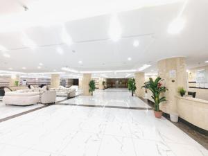 Ο χώρος του λόμπι ή της ρεσεψιόν στο فنـــــــدق الزائـــــــــــــــــريــن 1