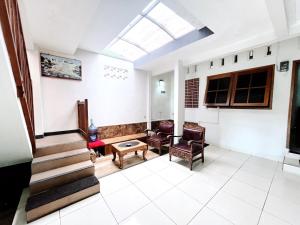 Fotografie z fotogalerie ubytování Guest House Kraton Mas v destinaci Pacitan