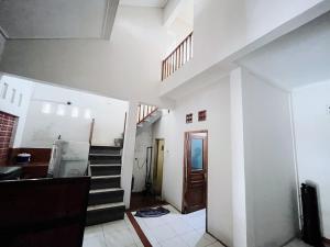 Fotografie z fotogalerie ubytování Guest House Kraton Mas v destinaci Pacitan