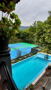Bazén v ubytování Orgánico Hotel Boutique VALLE DE BRAVO nebo v jeho okolí