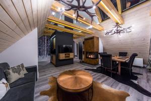 Część wypoczynkowa w obiekcie udanypobyt Apartament Sky SPA
