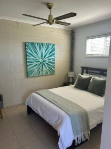 Katil atau katil-katil dalam bilik di 5 min stroll to the heart Of Huskisson