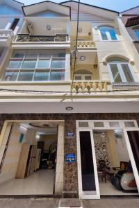 Budova, kde se vila nachází