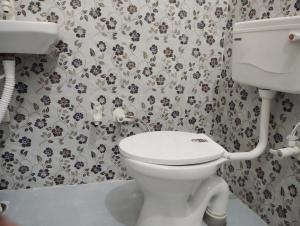 Bagno di "Om Sadan" Guest House Ayodhya Dhaam