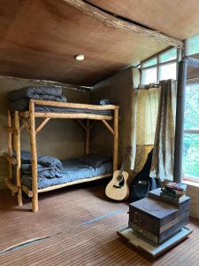 Voodi või voodid majutusasutuse MountRush Adventures Manali toas