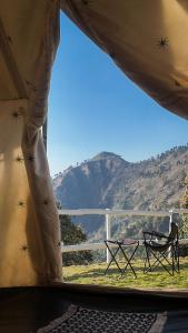 山景或在豪华帐篷看到的山景