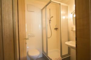 Koupelna v ubytování Appartment Plottenbäck
