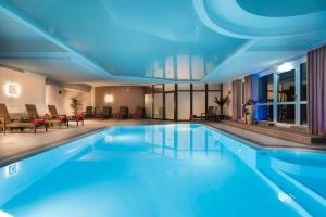 Bazén v ubytování Best Western Plus Hotel Willingen nebo v jeho okolí