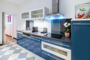 Kuchyňa alebo kuchynka v ubytovaní Best Western Plus Celebrity Suites