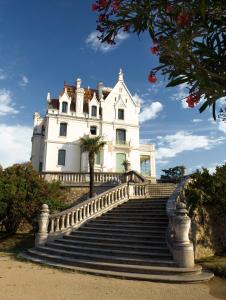 Afbeelding uit fotogalerij van B&B Château Valmy - Teritoria in Argelès-sur-Mer