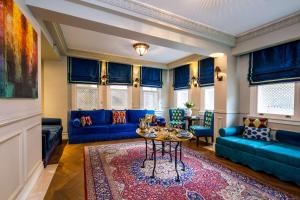 Uma área de estar em Hagia Sofia Mansions Istanbul, Curio Collection by Hilton