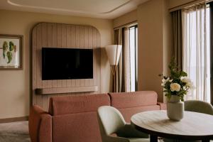Hilton Swinoujscie Resort And Spa的电视和/或娱乐中心