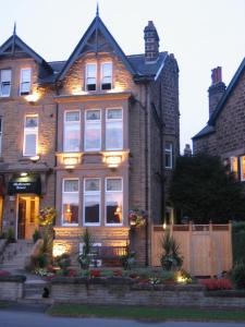 Gallery image of Shelbourne House in Harrogate