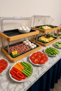 Еда / где поесть недалеко от отеля