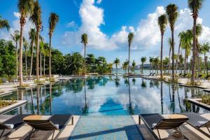 Басейн в Conrad Tulum Riviera Maya або поблизу