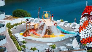 Mangrove Beach Corendon Curacao All-Inclusive Resort, Curio by Hilton游泳池或附近泳池