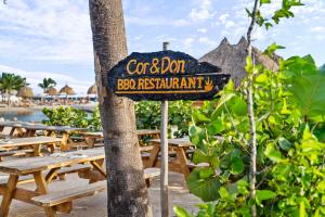 Mangrove Beach Corendon Curacao All-Inclusive Resort, Curio by Hilton的證明、獎勵、獎狀或其他證書