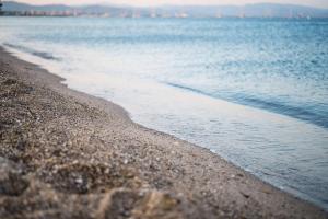 a close up of the shore of a beach at Le Hameau Des Pesquiers Ecolodge & Spa, Curio Collection By Hilton in Hyères