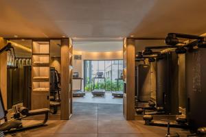 Kwetu Nairobi, Curio Collection By Hilton的健身中心和/或健身设施