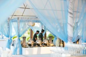 入住斐济海滩希尔顿度假酒店的客人
