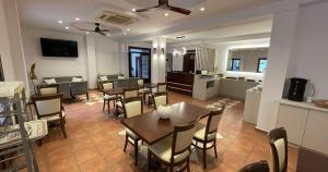 Een TV en/of entertainmentcenter bij San Nectarios