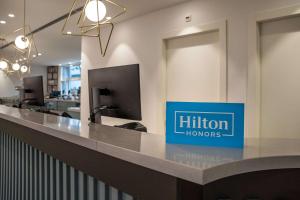 Hampton By Hilton Locarno大厅或接待区