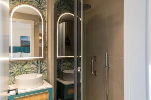 Terradamari Resort & Spa Marina di Modica,Tapestry by Hilton的一间浴室