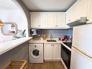 Dapur atau dapur kecil di " La Calma " de Vegara Menorca