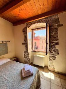 Afbeelding uit fotogalerij van La Vecchia Torre in Bosa +17 foto's