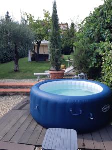 The swimming pool at or close to Chiantirooms Guesthouse