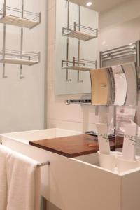 Kuchyň nebo kuchyňský kout v ubytování AH Art Hotel Palma