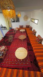Predel za sedenje v nastanitvi Chic Surf House